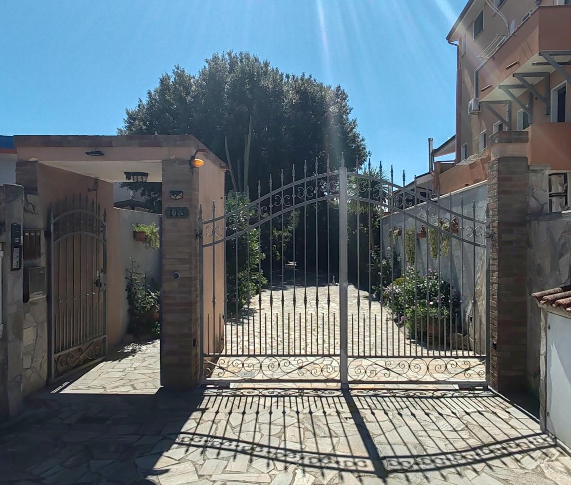 Апартаменти Casa Gio Ассеміні Екстер'єр фото